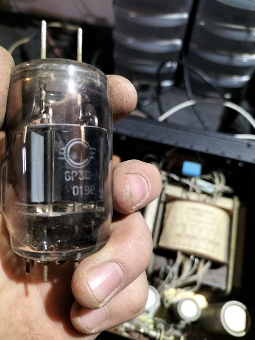 Продам радиолампу 6р3с