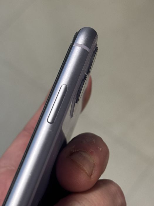 Iphone 11 64GB mov arata ca nou (nicio zgarietura)
