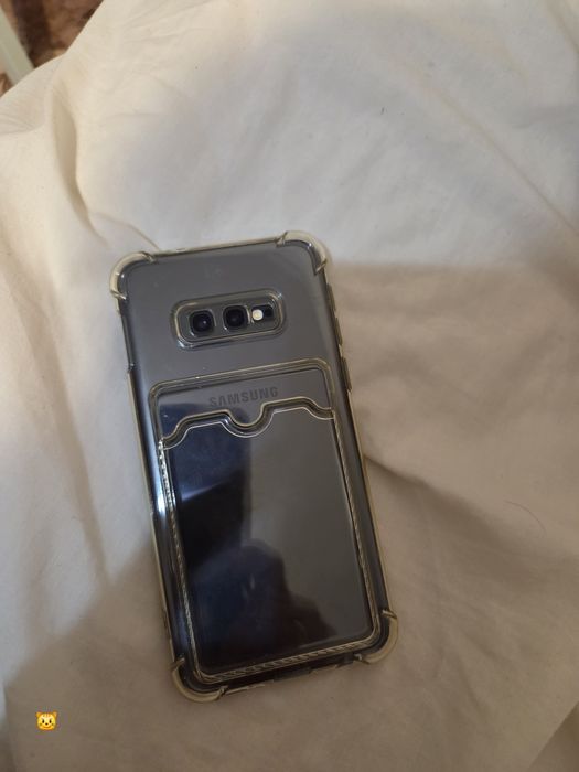 Продам  самсунг с 10е