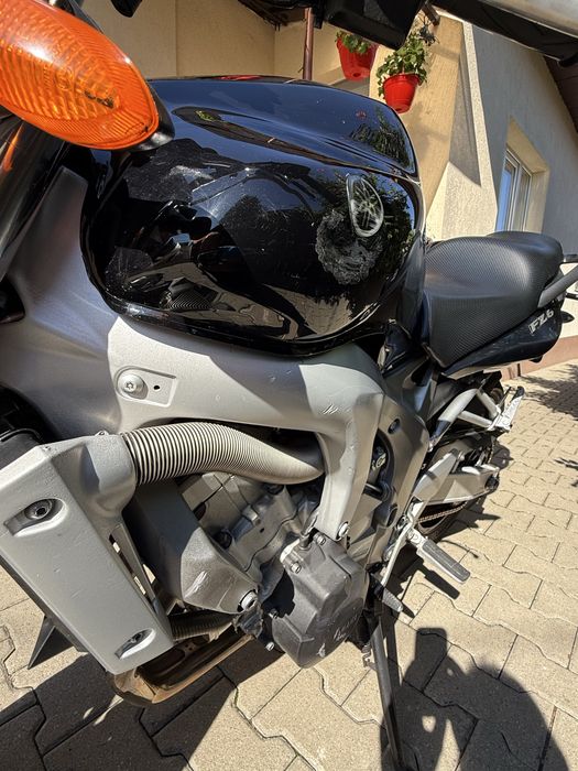 Vand Yamaha Fz6 2004