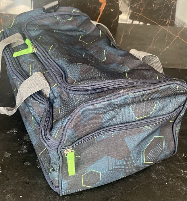 Раница за самолет и сак