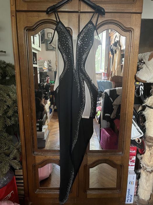 Rochie eleganta cu strasuri