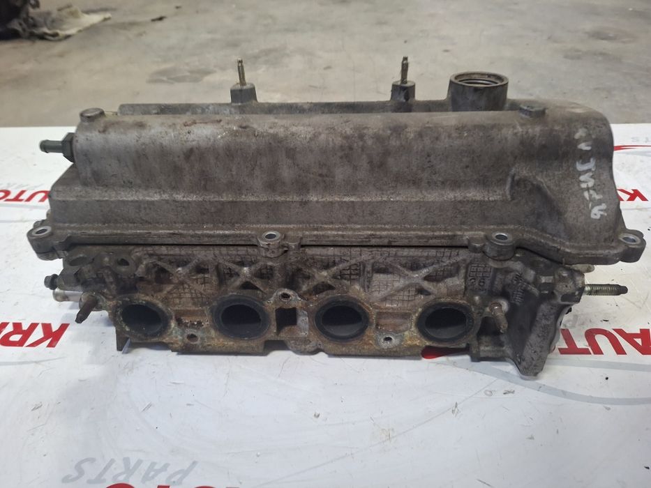 Цилиндрова глава Toyota Yaris 1.3 16V / Тойота Ярис 1.3 16В 2001г.