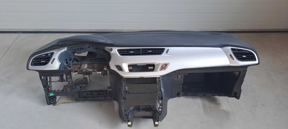 Арматурно табло Citroen C3 2010г.