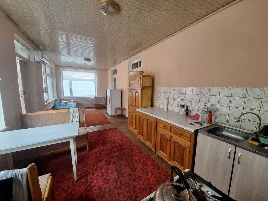 Продается Дом состоит из 5 комнат, веранды.Рядом с горгазом.