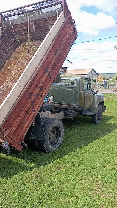Газ 52 сатылады .