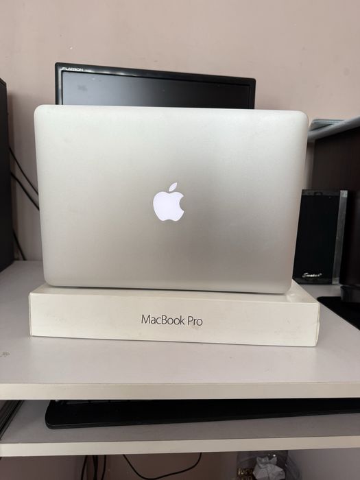 Macbook pro 13.3 sotiladi