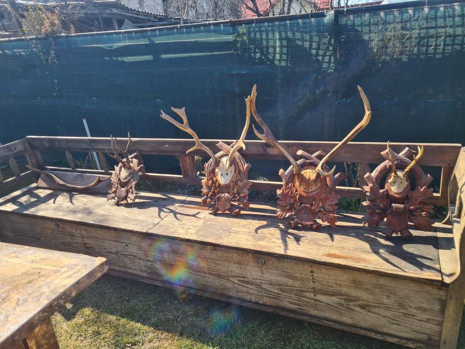 Obiecte din lemn, vechi , in stare buna, obiecte de artizanat.