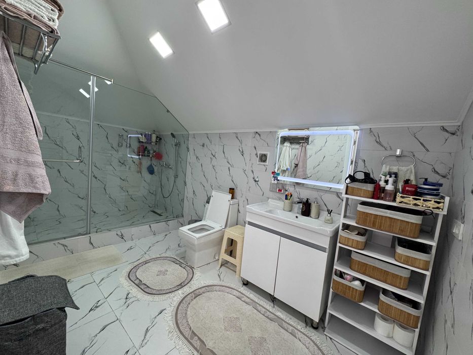 Продаётся двухуровневая квартира 240 м² — 7–8 этажи | $280 000