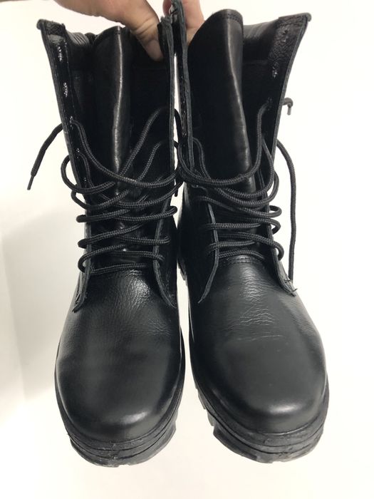 Продам берцы новый