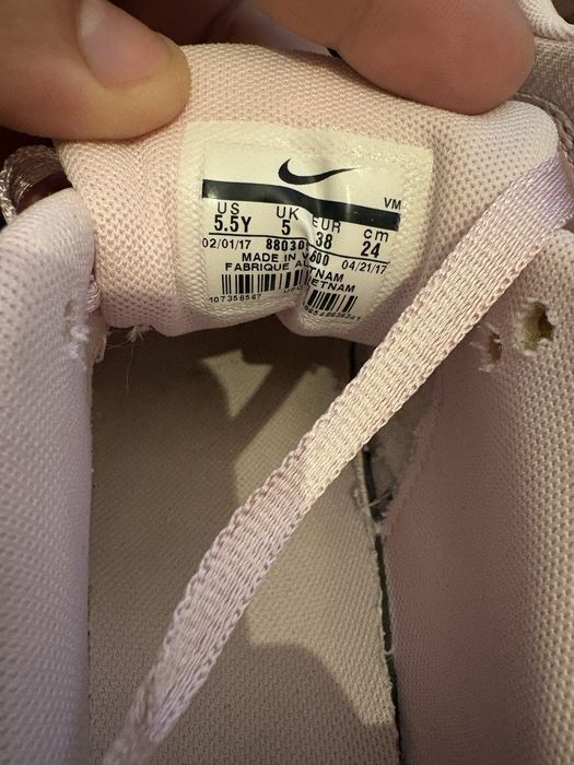 Adidasi Nike Air Max roz nr 38