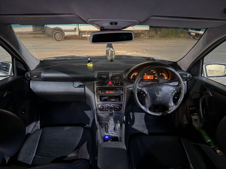 Mercedes C200 kompressor automat 2004 volan dreapta