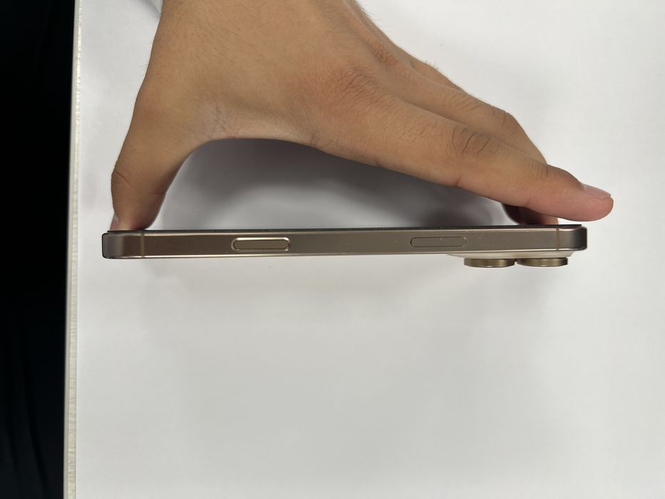 Iphone 16 Max 256 Gb E-SIM