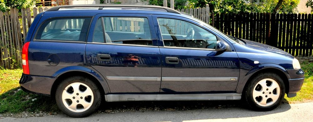 Opel Astra G Caravana 1.6 16v GPL omologat in carte.