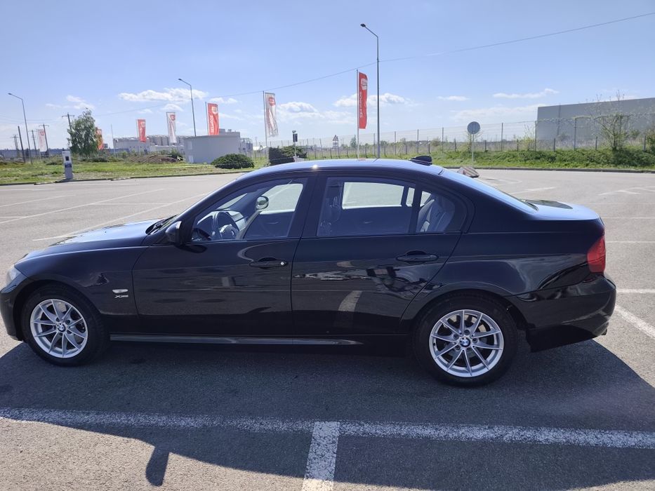 BMW 320 xi 2011 E90