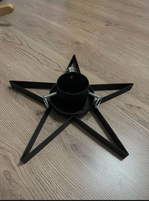 Suport brad metalic în formă de stea