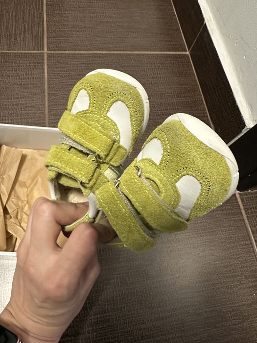 Adidasi piele Baby Avus marime 18 sau 20