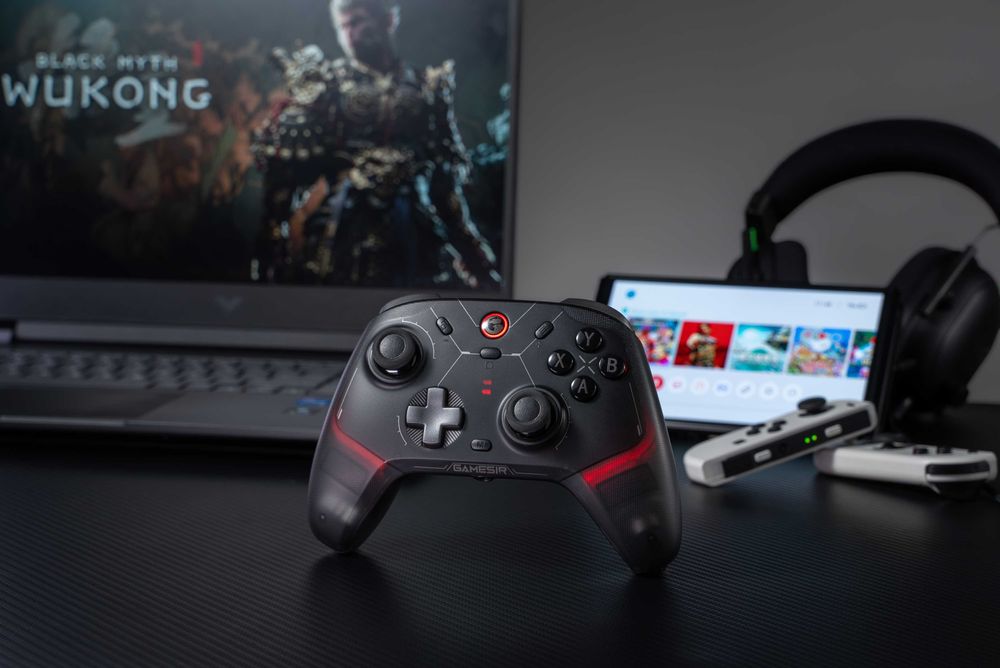 Контролери GameSir Cyclone 2 Shadow Black/ Phantom White/ НОВИ