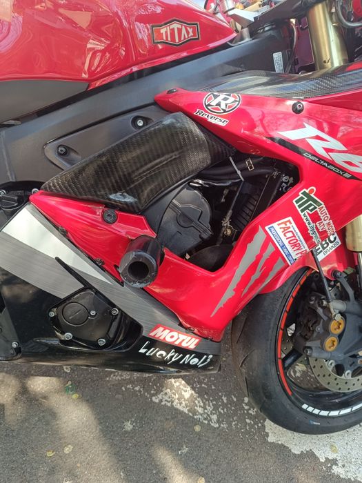 Yamaha R6 2005 furca "upsidedown"