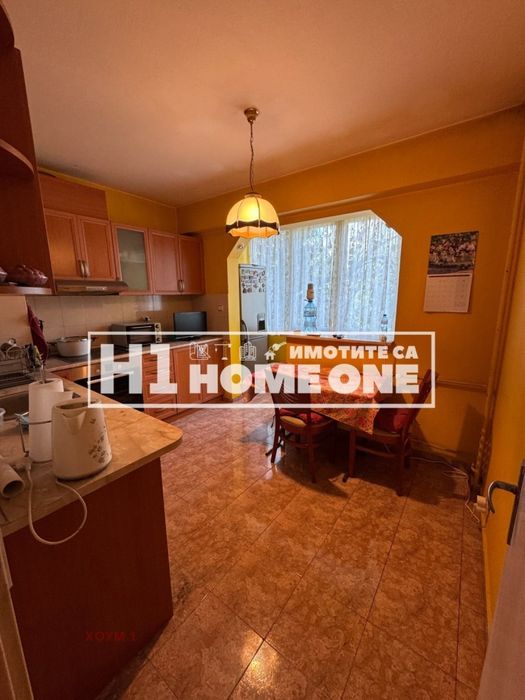 Продажба 4-стаен гр. София - Дианабад 100m²