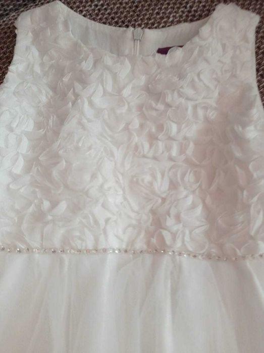 Платье белое для девочки