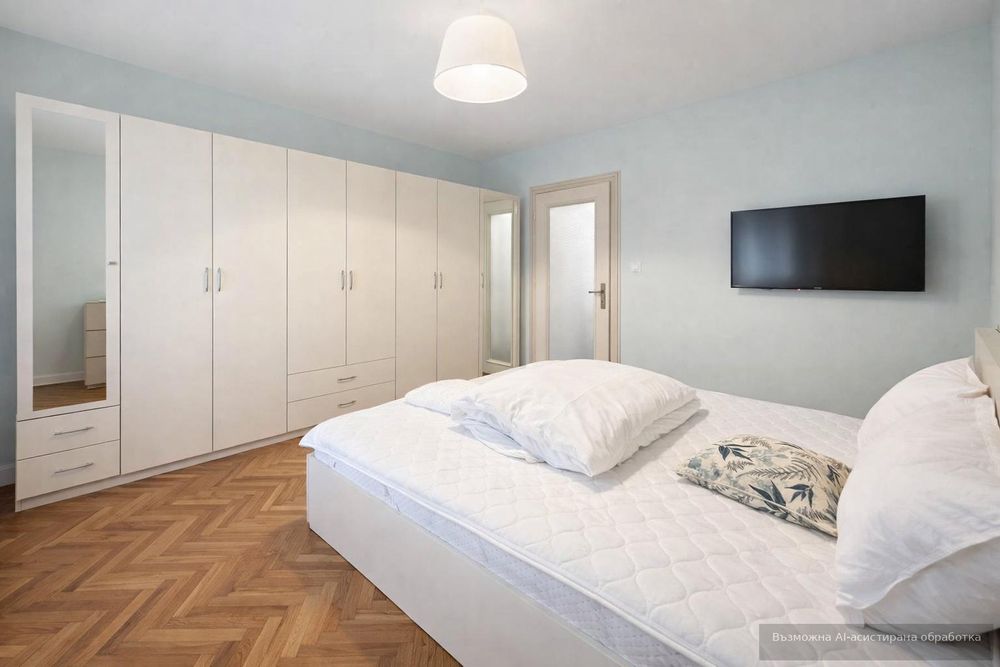 Продава се Тристаен апартамент в Пловдив, Център - 86 кв.м за 1541 €/кв.м - Снимка #6