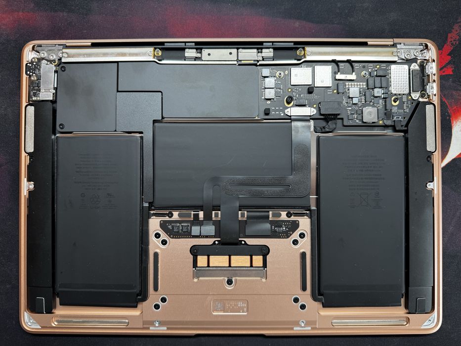 Macbook air m1 pentru piese