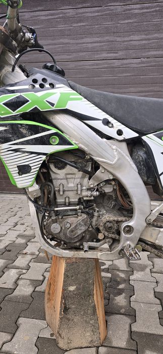 Vând  Kawasaki kxf 450cc 2008