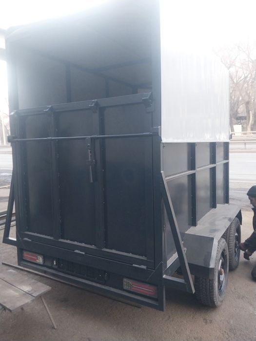 Коневозка двухосный