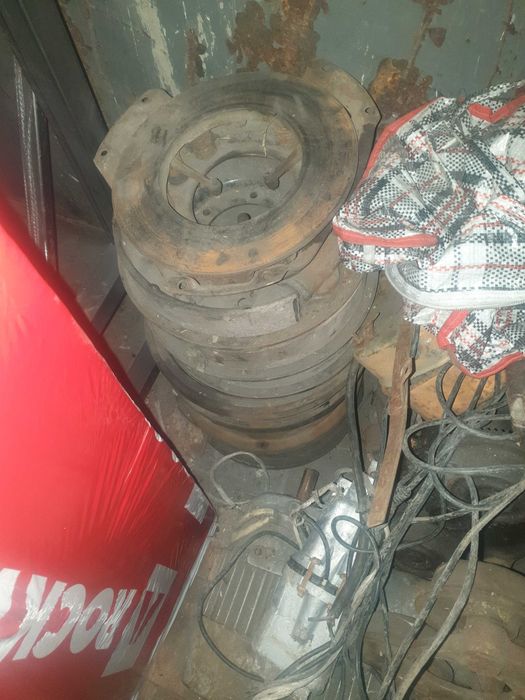 Продам Уаз 3303 головастик