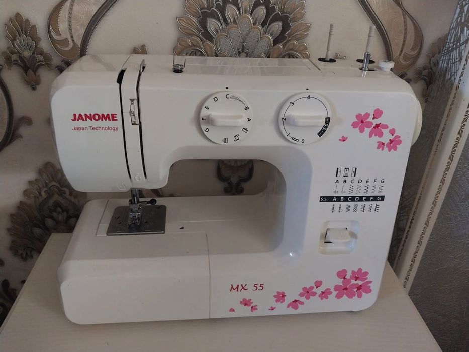 Швейная машина жаноме