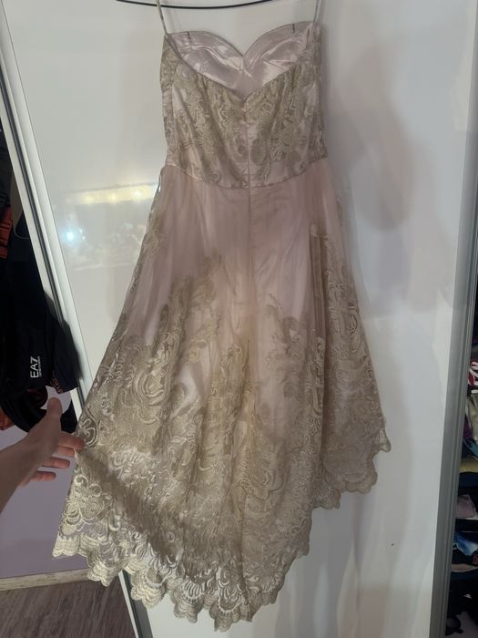 Официална бална рокля Chi Chi London