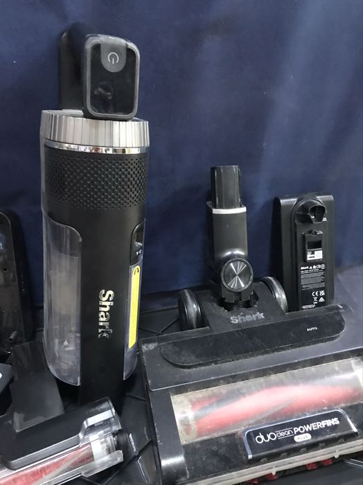 Безжична прахосмукачка Shark Stratos