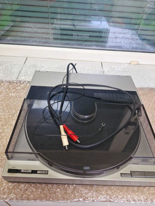 Technics SL-7 Turntable