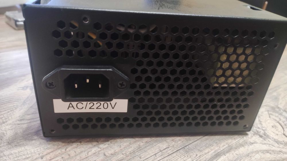 Компютърно захранване Vinga 500W ATX / Неотваряно