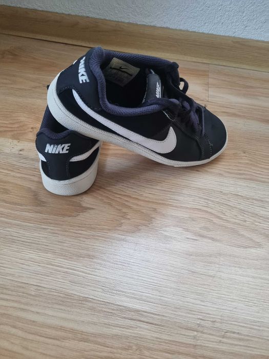 Оригинални обувки Nike, 36,5 номер