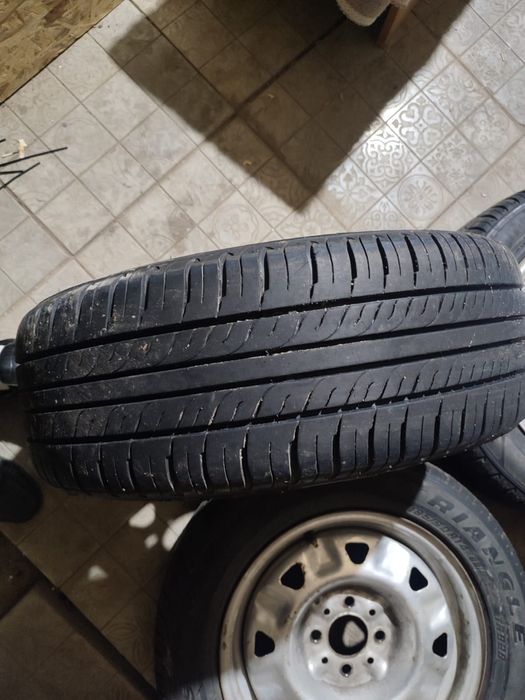 Шины с дисками 185/60R14
