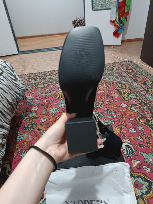 Туфли новые STARRIER