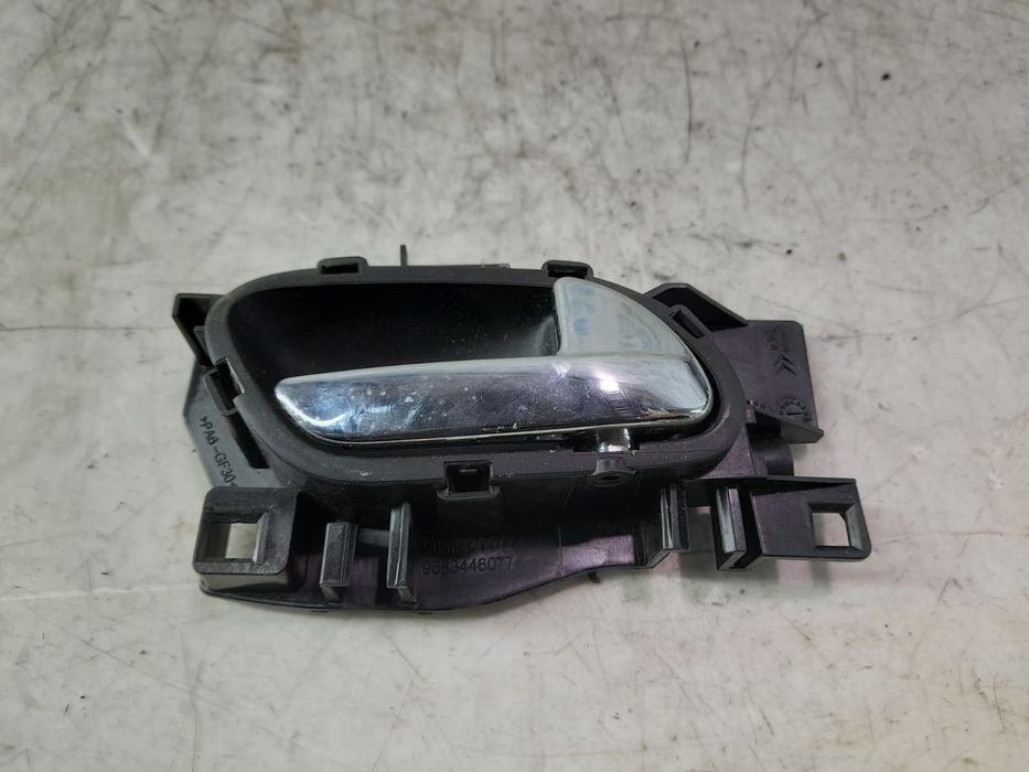 Maner interior dreapta fata 9683446077 Peugeot 3008 1 (facelift) (2013 - 2016)