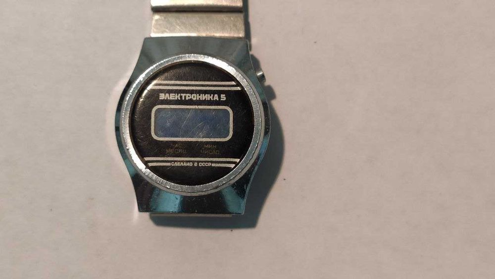 Часы Электроника на запчасти