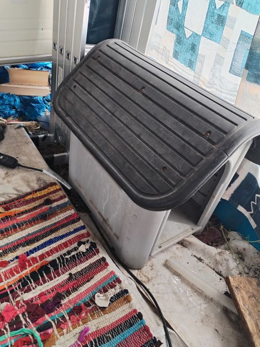 Кучешка къща и легло