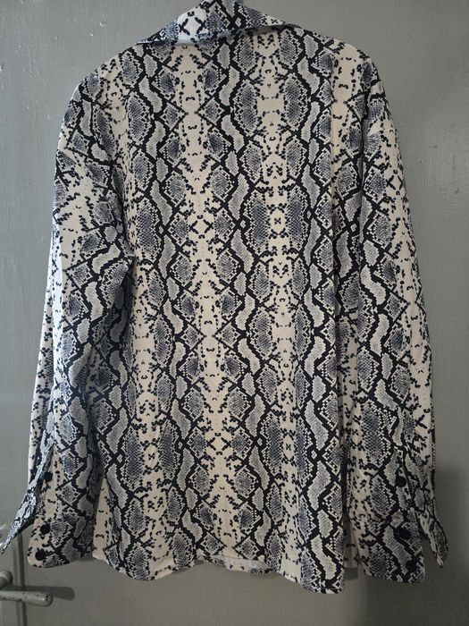 Дамски комплект с ефектен принт