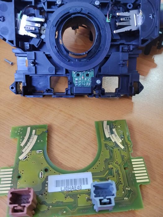 Peugeot Citroën – Ремонт на Com2000/2005 / ключ светлини /автодиагностика