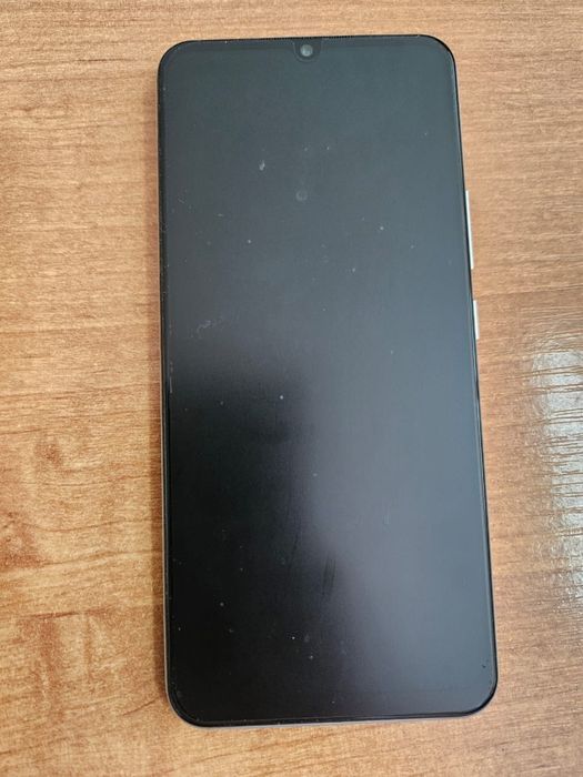 Vivo y 55 в идельном состоянии