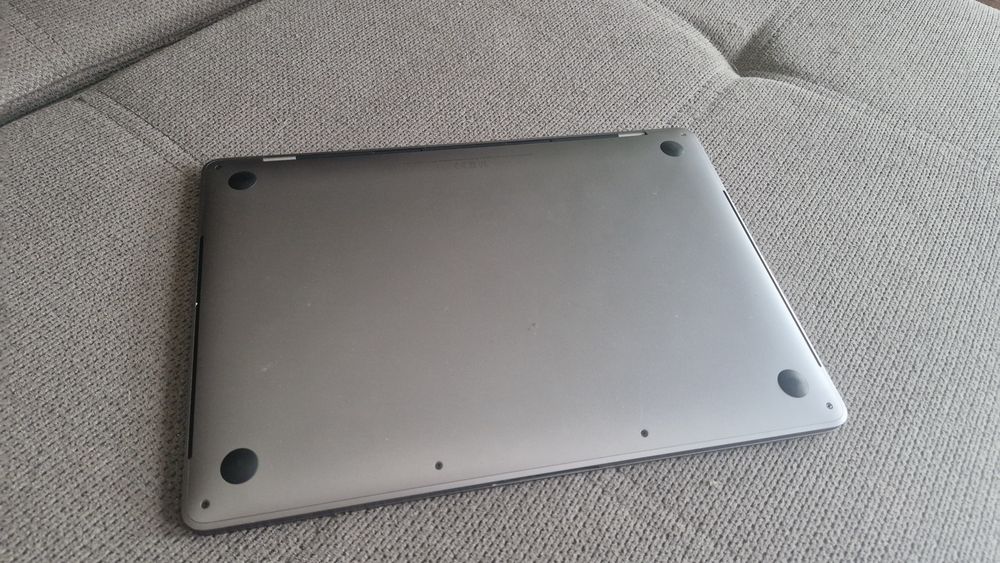 Macbook Pro A1989 (2019) TouchBar и Touch ID