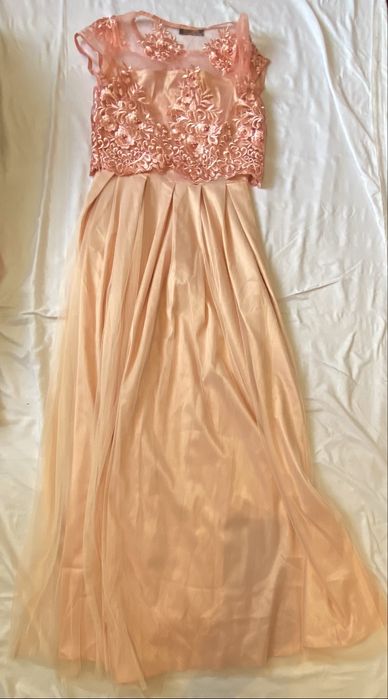 Все вещи по 5000 тг