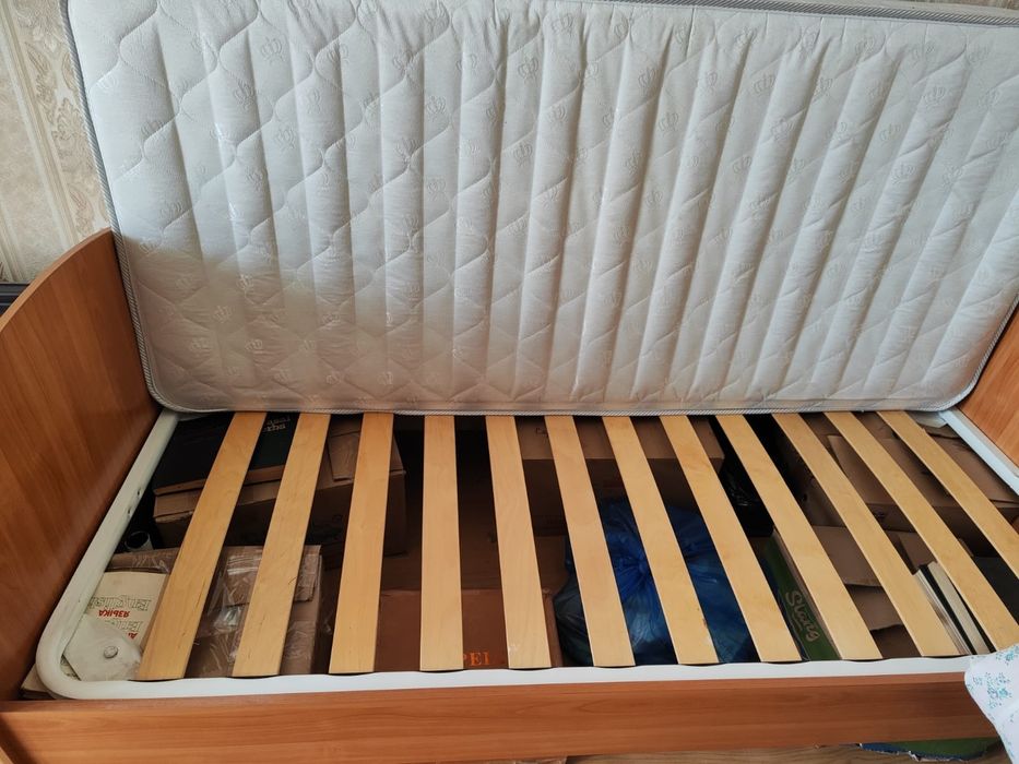 Продам кровать Срочно