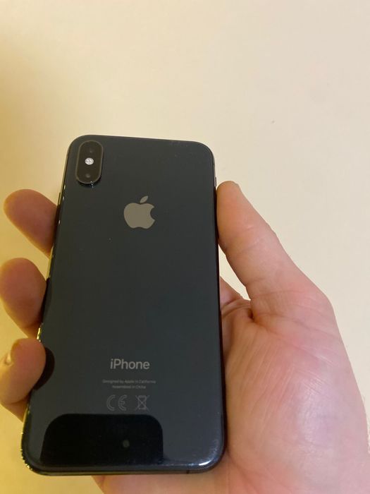 Iphone Xs baterie 100%