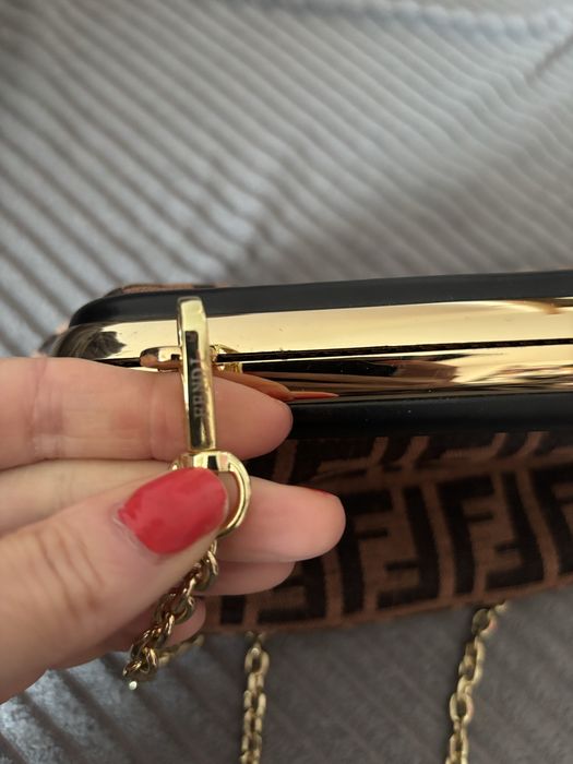 Geanta Fendi superba