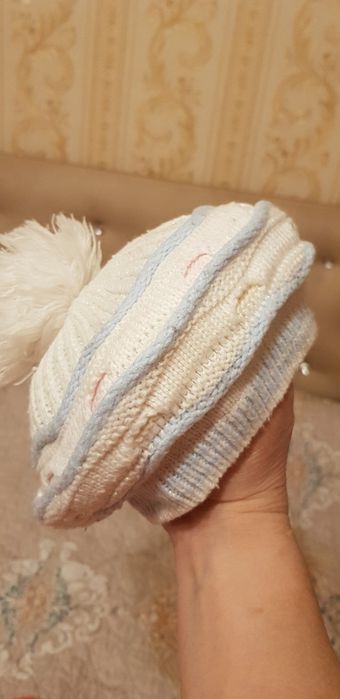 Детский берет белый